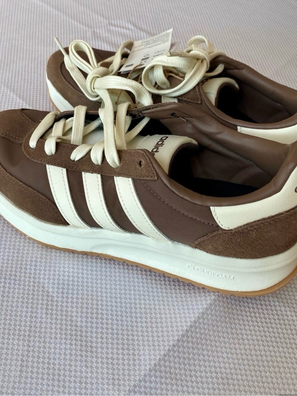 adidas Men’s Brown & White Cloudfoam Casual Sneakers